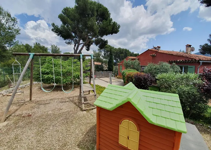 Appartements Avec Jardin Dans Villa Rocaille