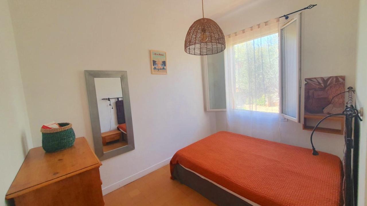 Apartment Avec Jardin Dans Rocaille Cassis