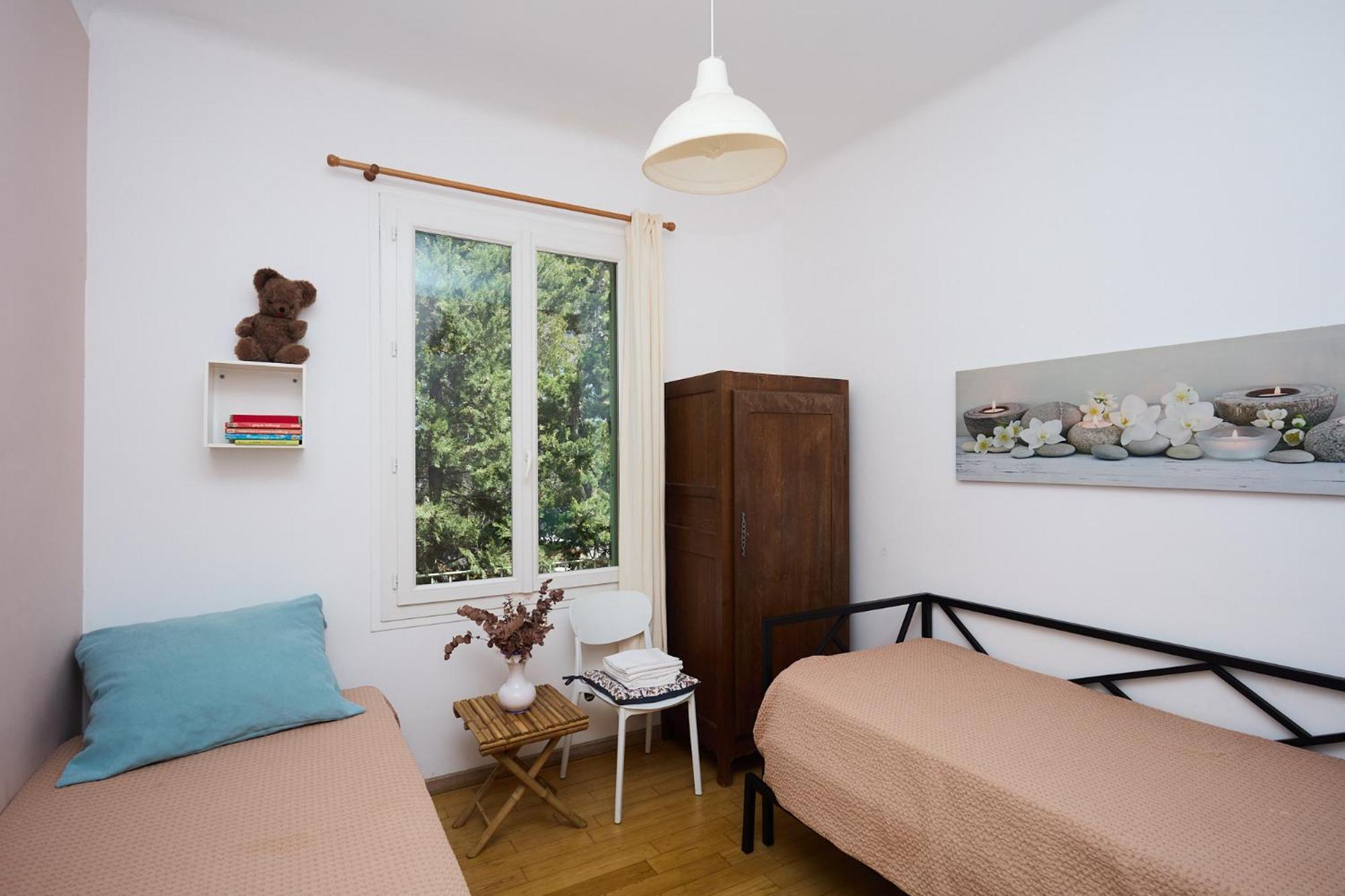 Apartment Avec Jardin Dans Rocaille *
