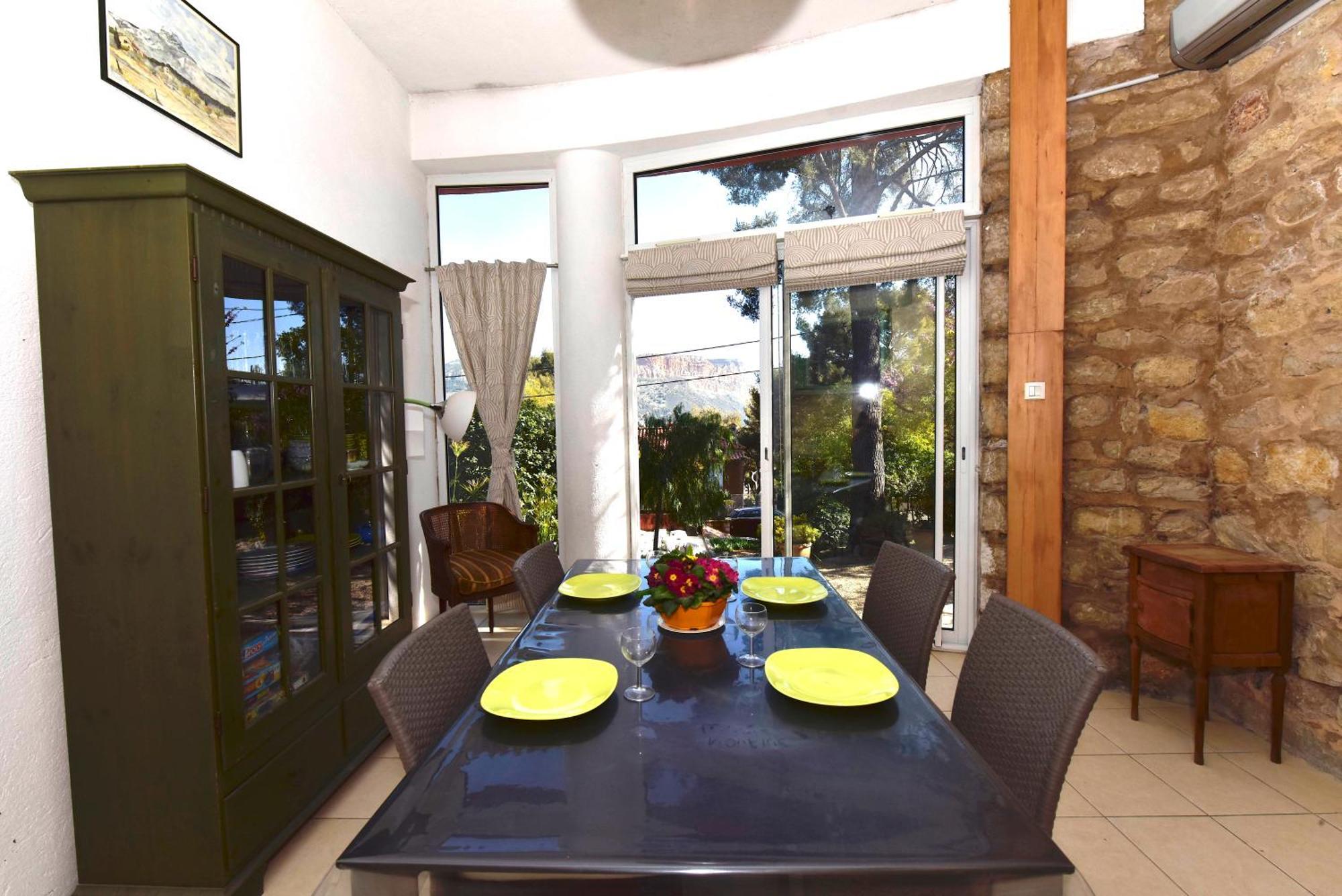 Apartment Avec Jardin Dans Rocaille *