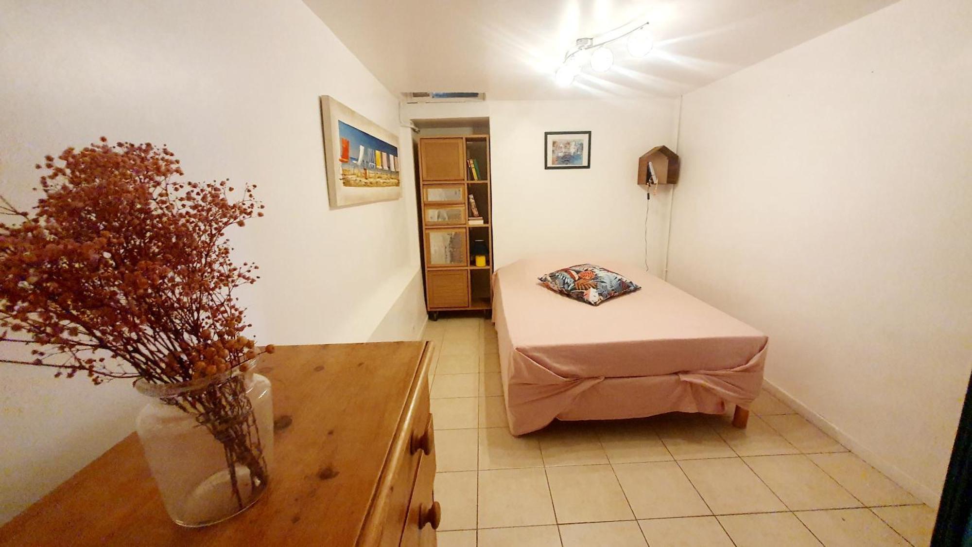 Apartment Avec Jardin Dans Rocaille *